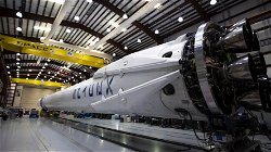 SpaceX Tests 27 Engined Gigantic Rocket First Time!